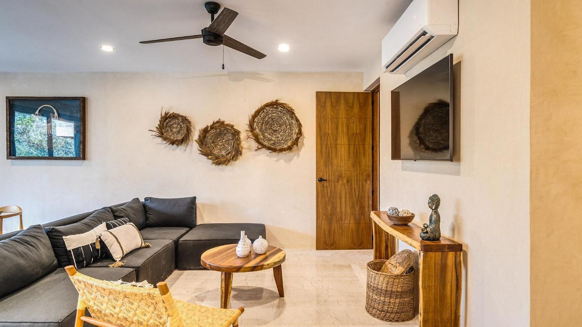 Deluxe 6br Double Penthouse With 2 Private Roof Pools *