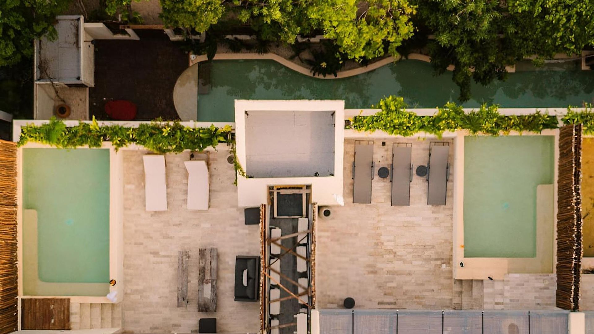 Deluxe 6br Double Penthouse With 2 Private Roof Pools