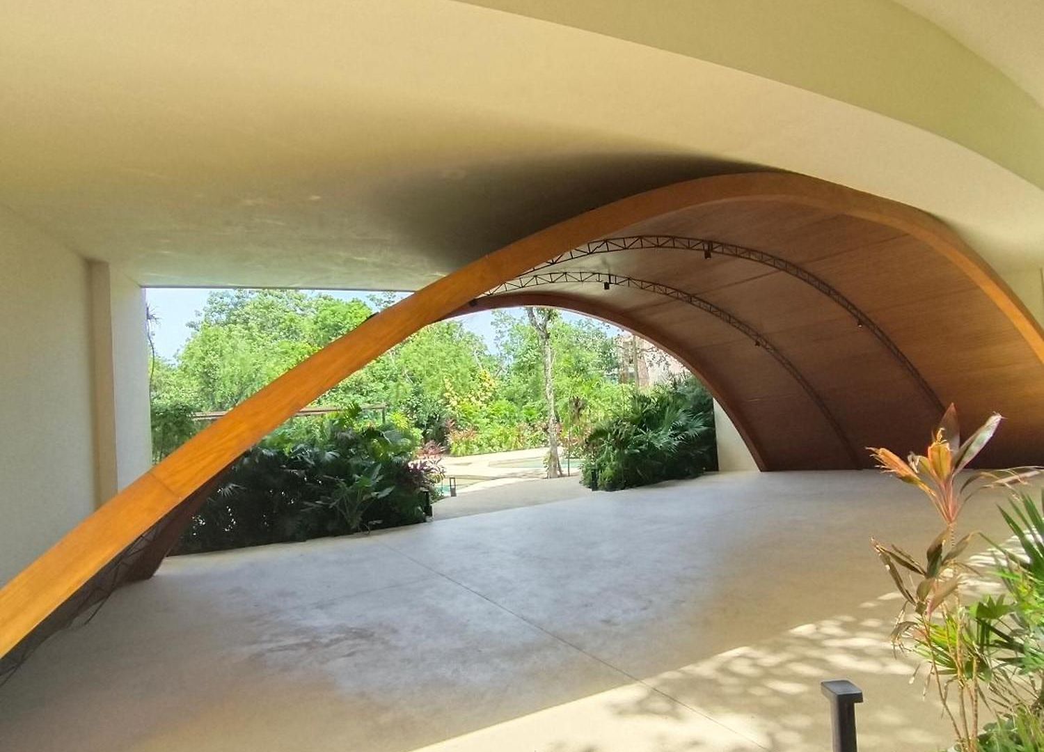 2 Bedroom In Mistiq Gardens With Pool And Gym
