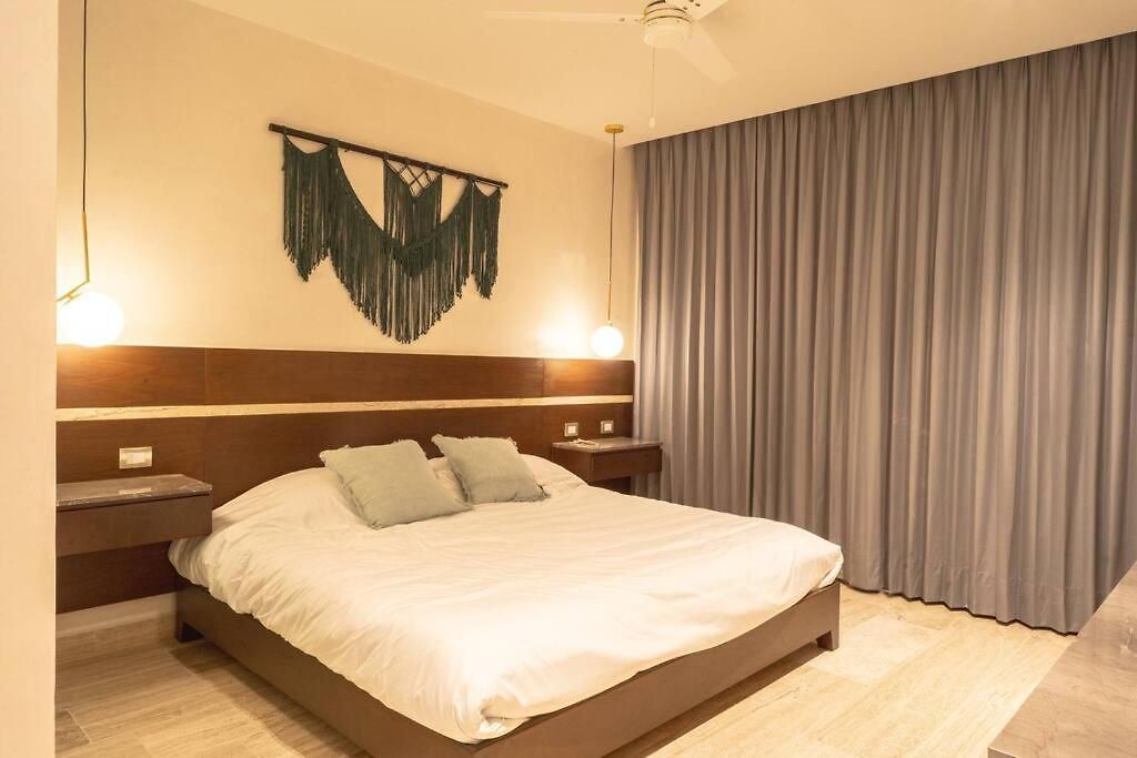 Stylish Retreat For 6, Near Everything Apartment