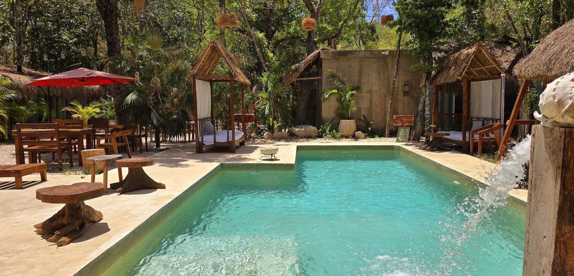 Pensión Kin Jungle Deluxe 4*