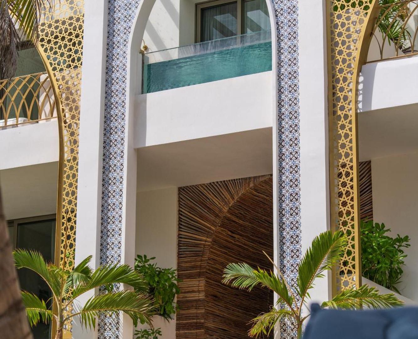 Sana Beachfront Boutique 5*