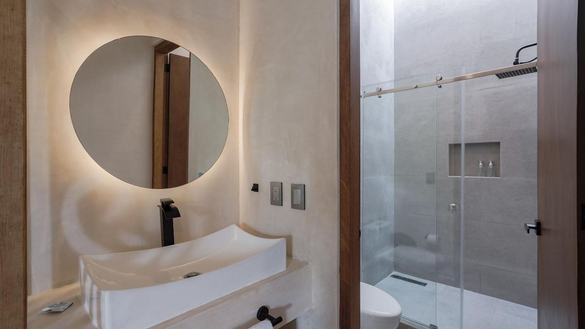Otoch Penthouse Spaceous Private Pool Apartment