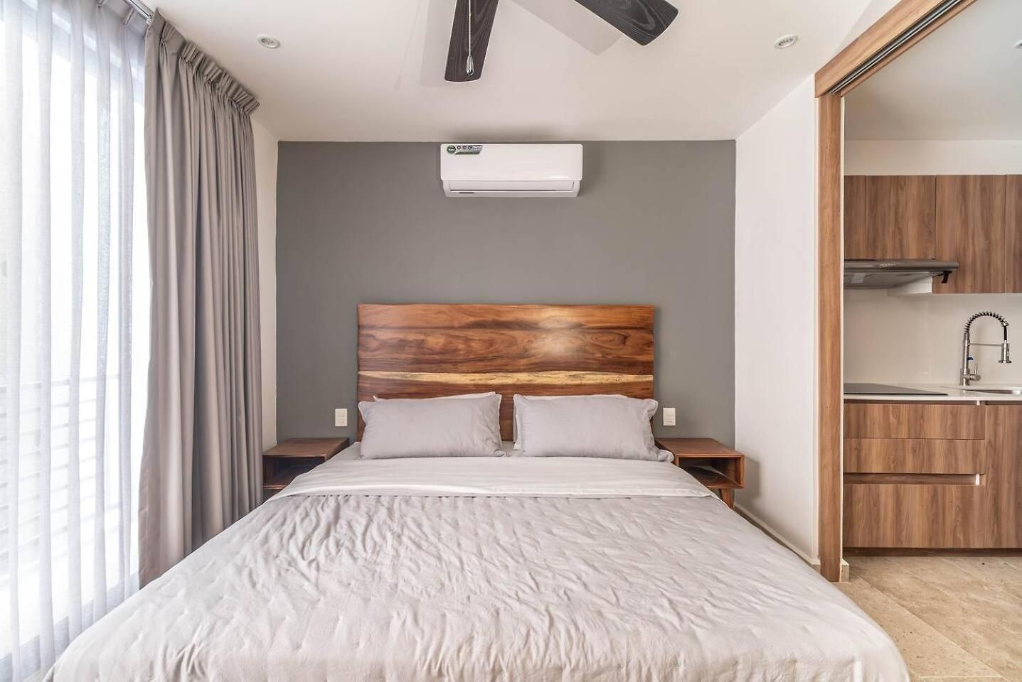 Сasa de vacaciones King With Private Balcony, Rooftop Pool, Gym *