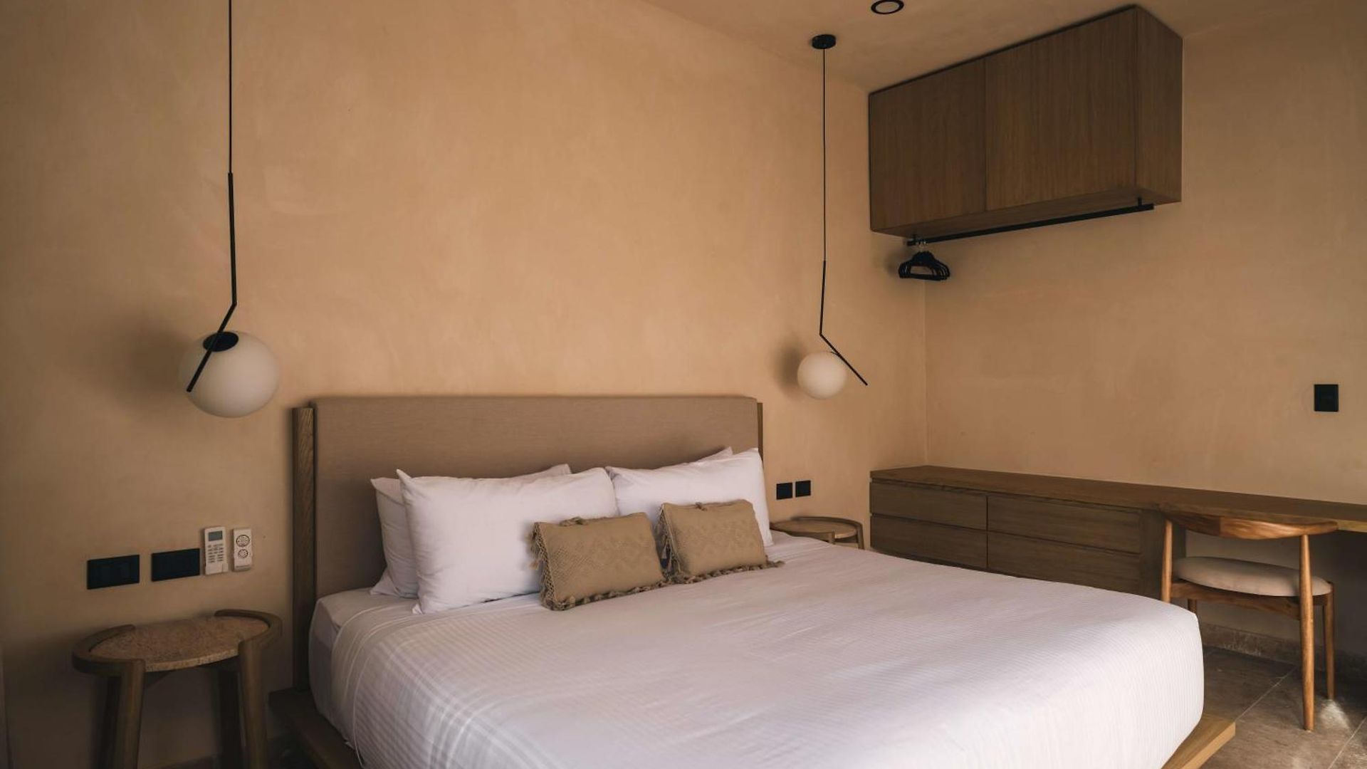 Luxury 4br Aldea Zama Dream Pool & Bright Holiday home