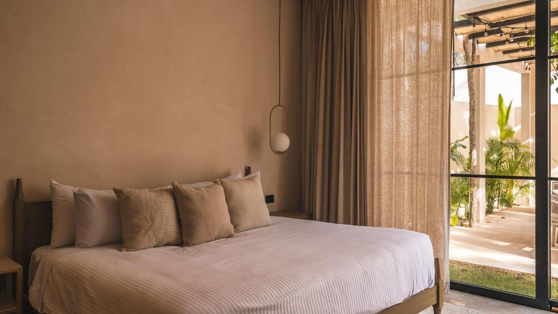 Luxury 4br Aldea Zama Dream Pool & Bright