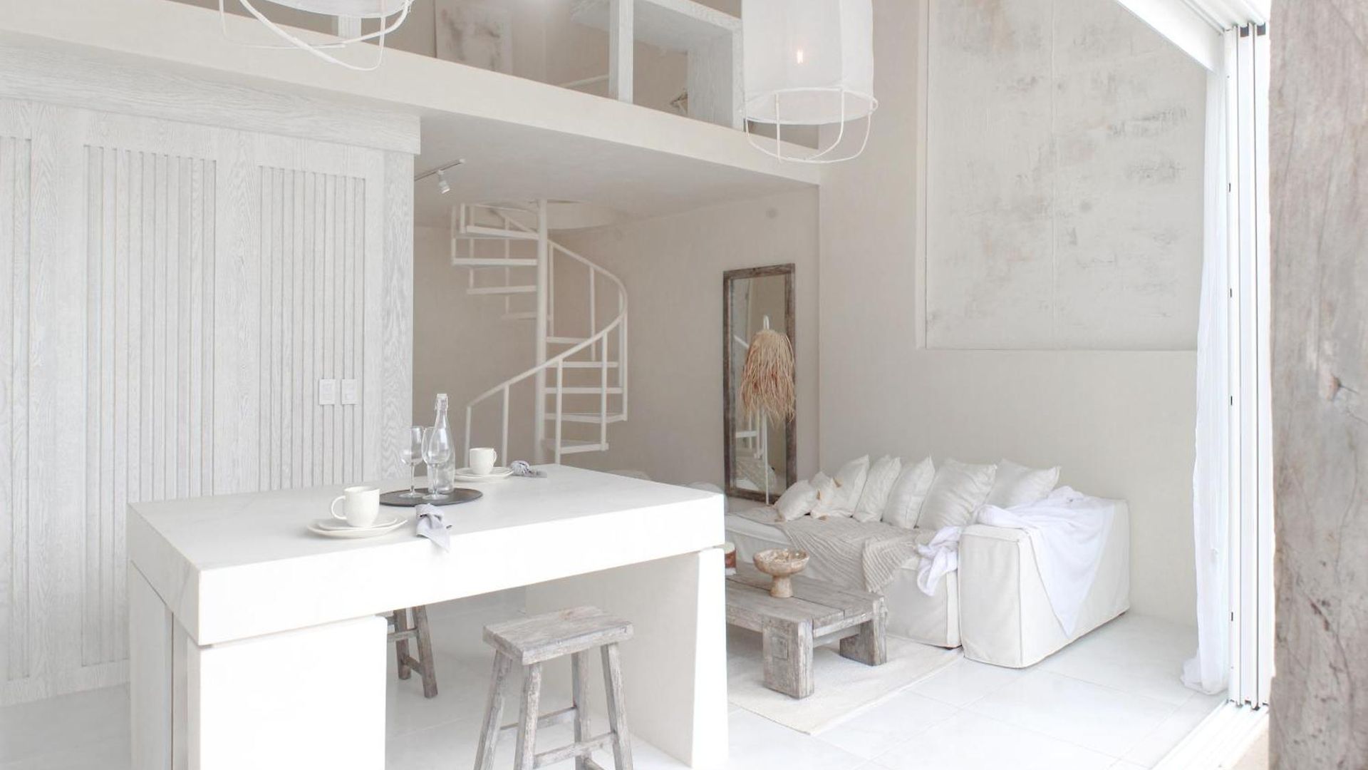 Hotel Jungle Luxe