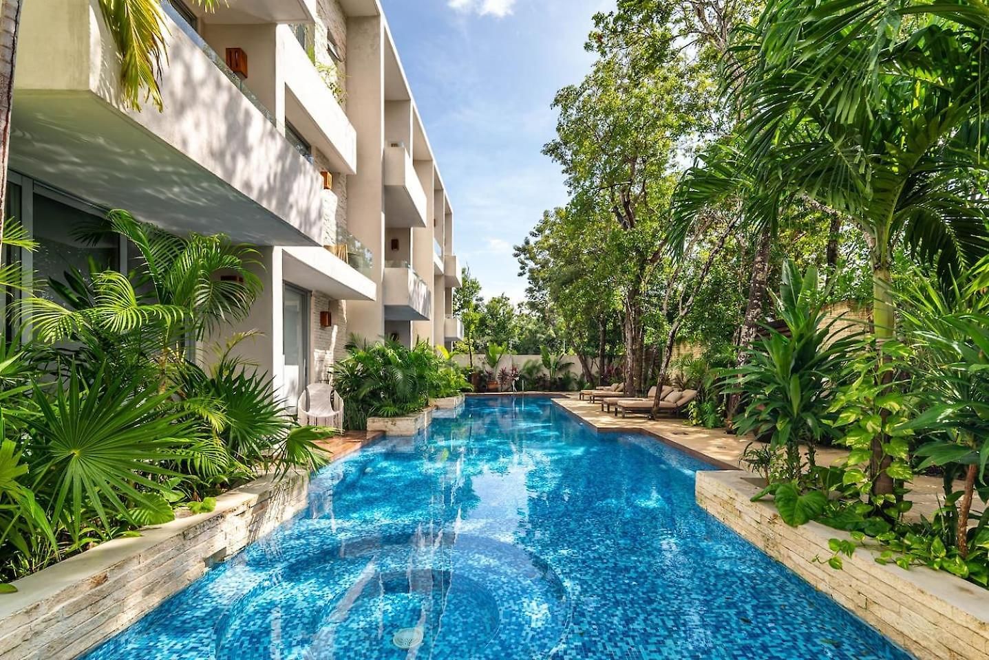Lux 2br With Jungle Views, Pool, Gym At Nhoa Сasa de vacaciones *