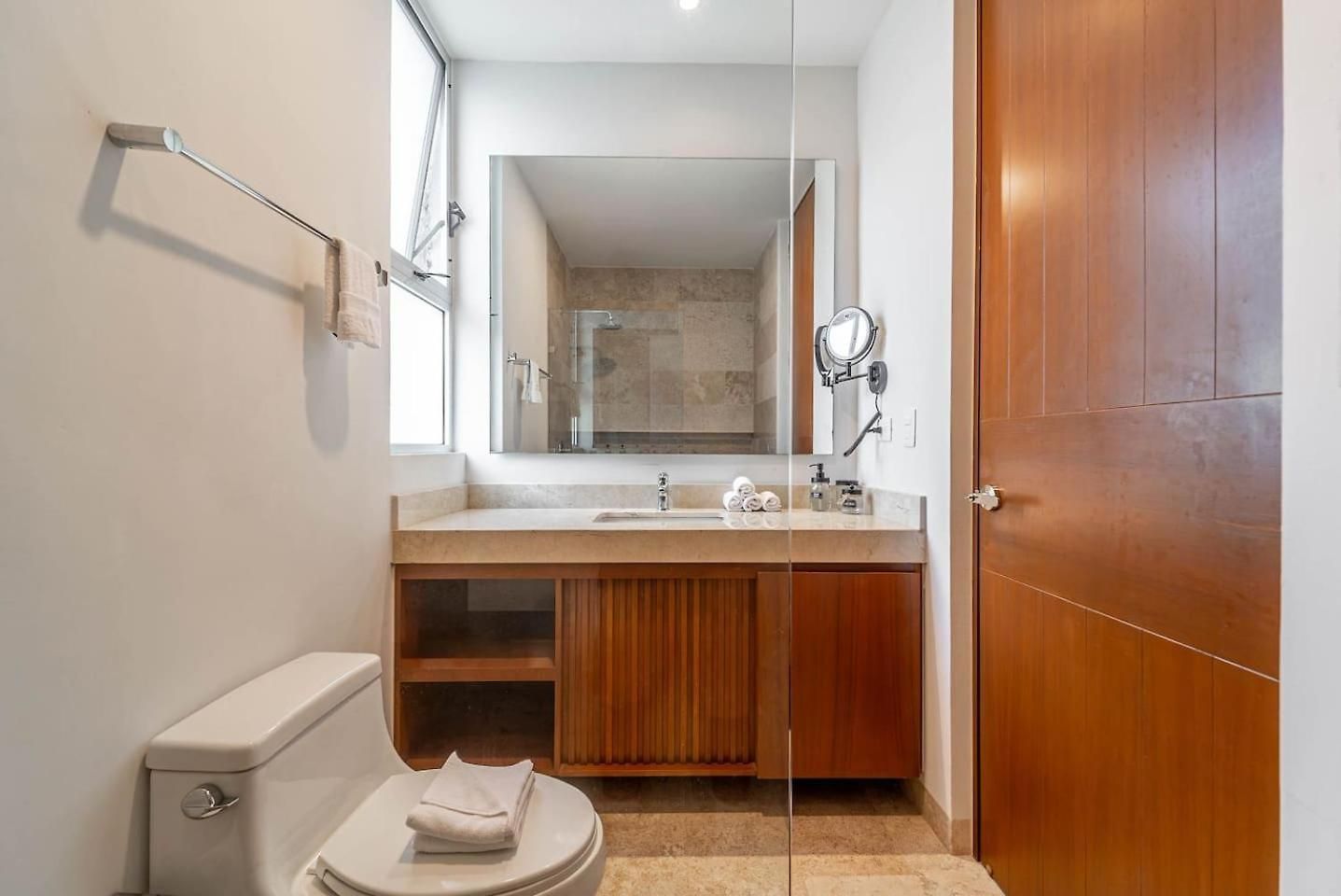 Сasa de vacaciones Lux 2br With Jungle Views, Pool, Gym At Nhoa