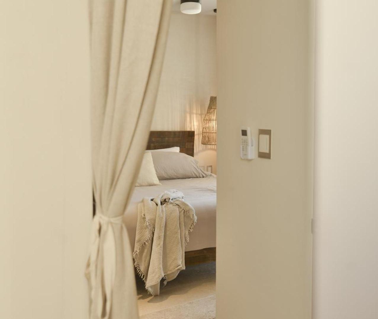 Luxury Penthouse-private Rooftop Pool-walkable *