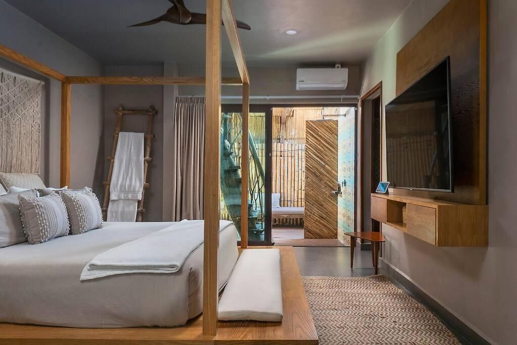 Luxury Vibes Pool With Jacuzzi Concierge 5br