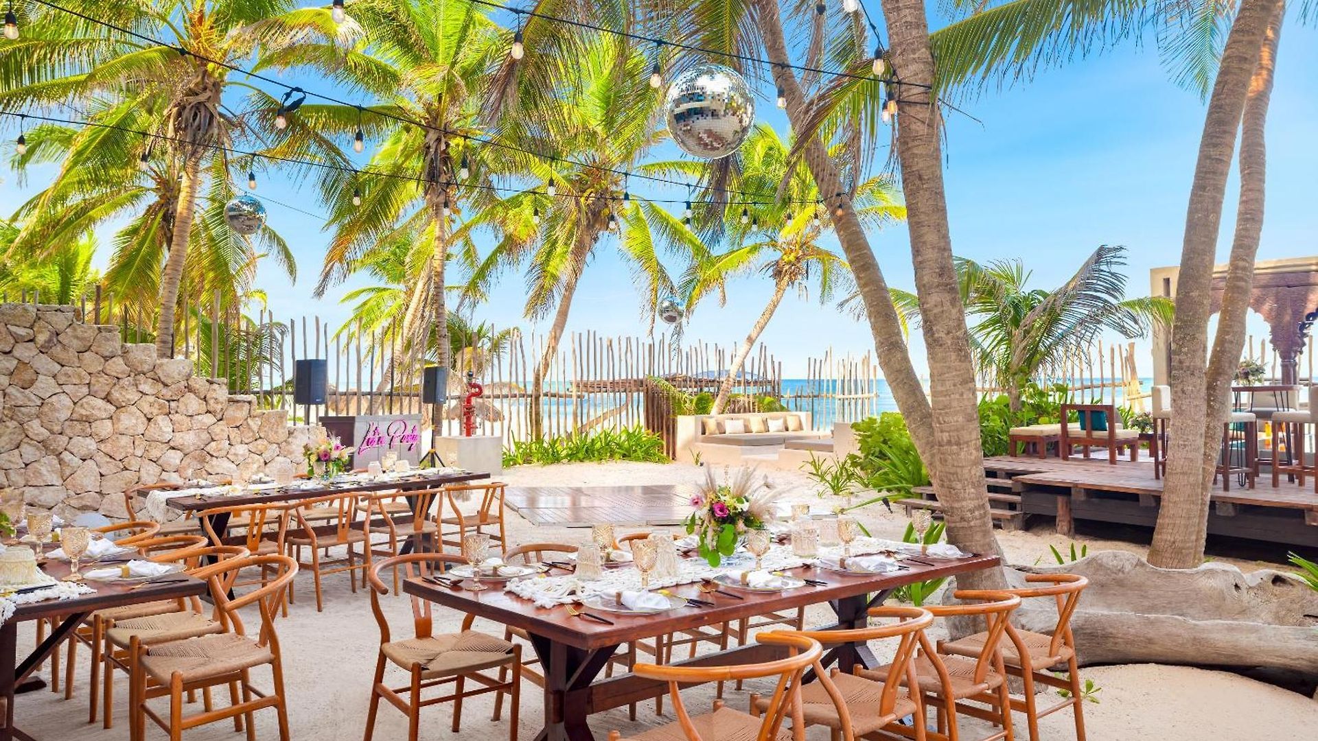 Secrets & Club (adults Only) Resort