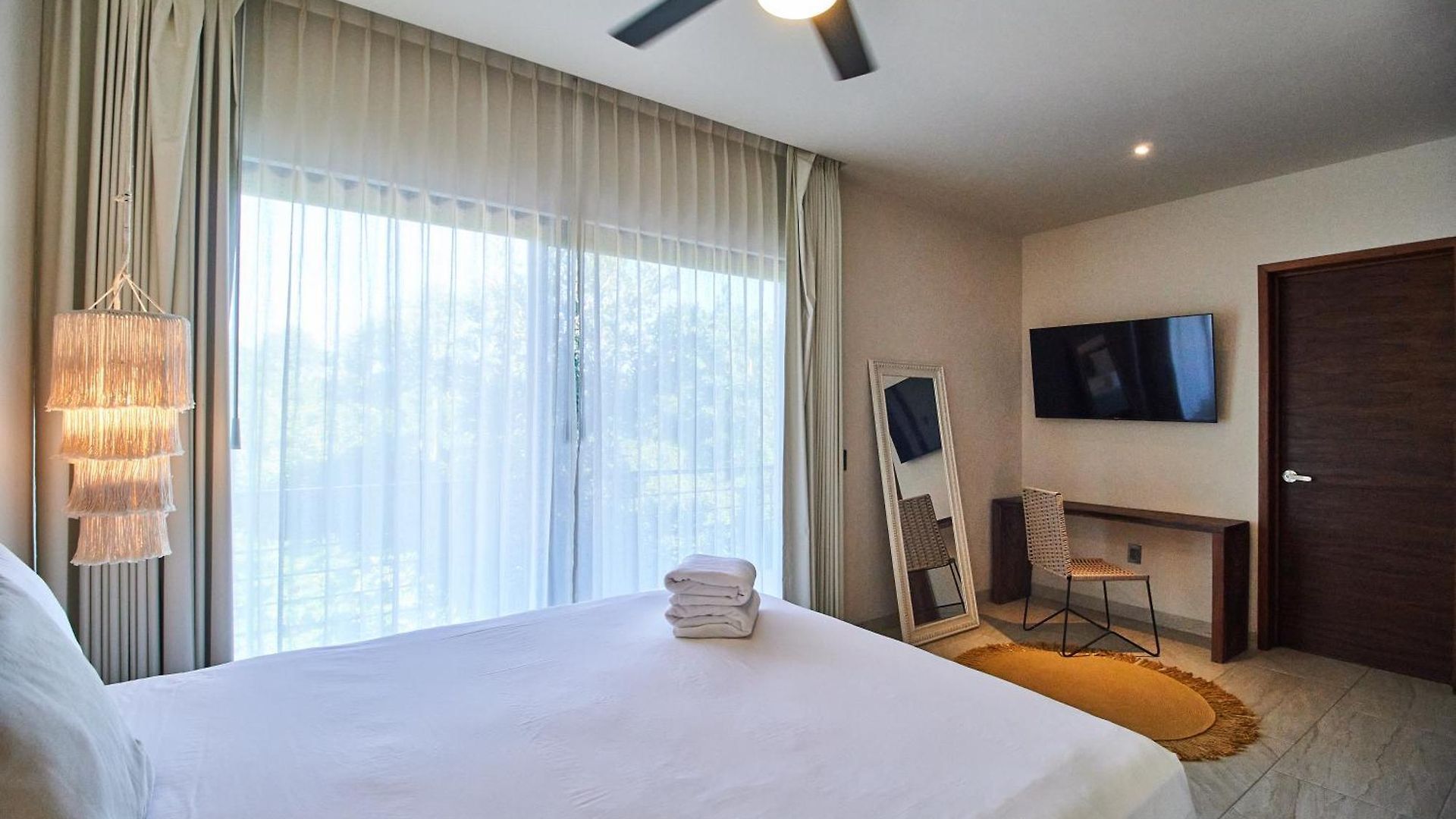 Jungle Penthouse With 2 Pools And Private Rooftop Terrace Apartamento