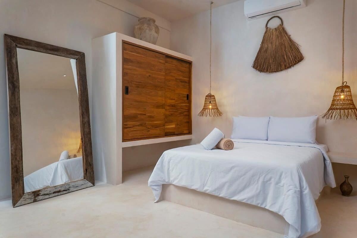 Jungle 3br Villa, Garden & Pool, La Veleta Holiday home *