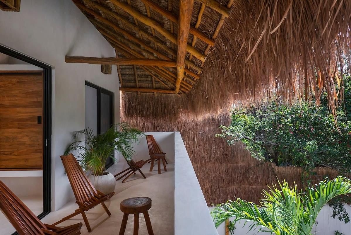 Jungle 3br Villa, Garden & Pool, La Veleta Holiday home *