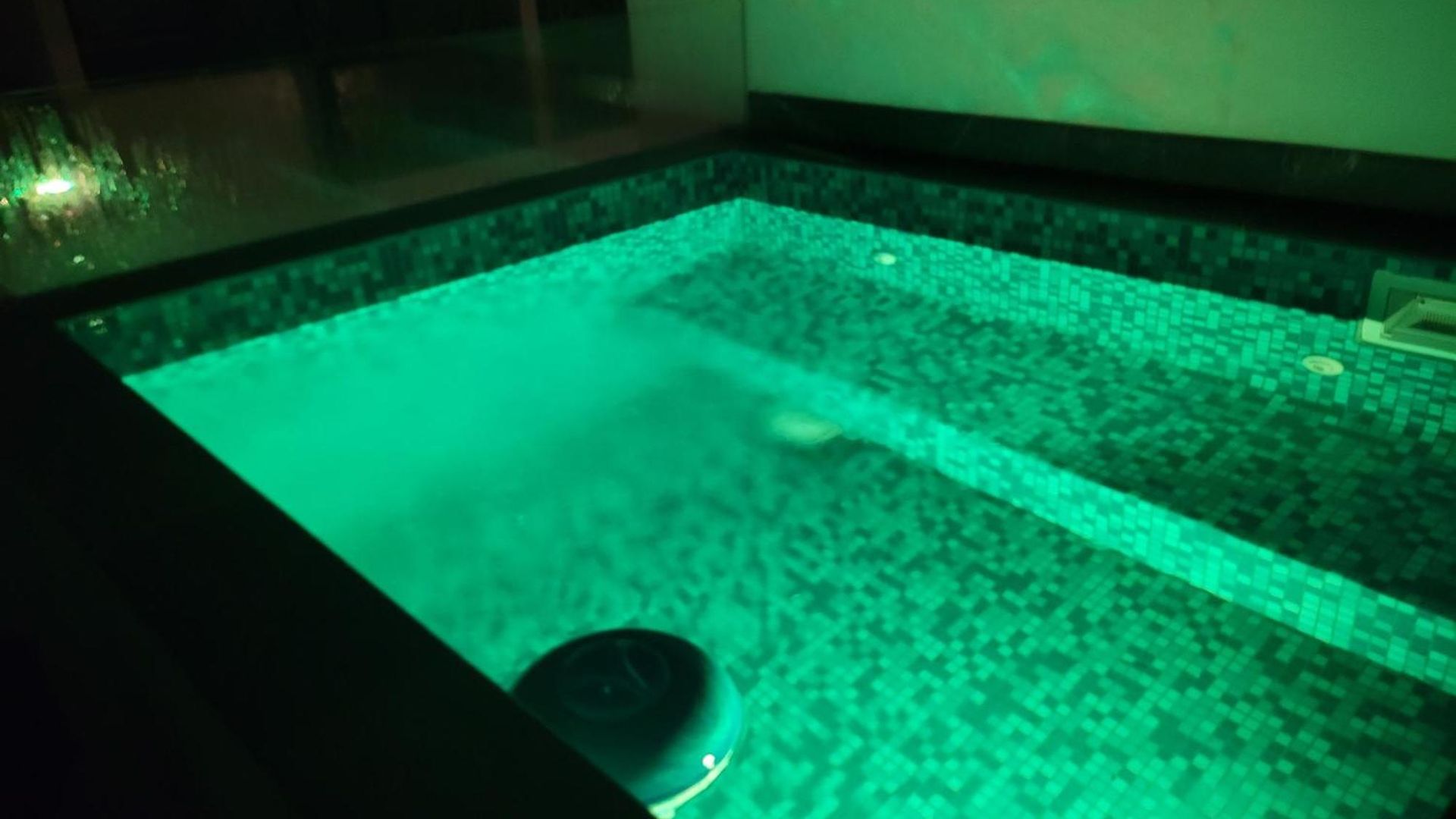 Apartment Level With Minifridge Microwave And Splash Pool *