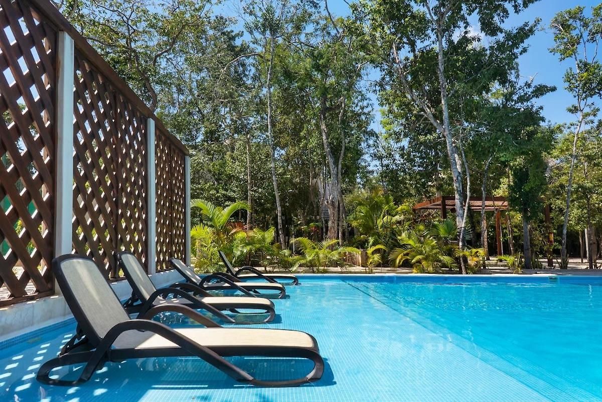 Stunning 4br, Concierge Service, Gated, Paddle Court Villa Tulum
