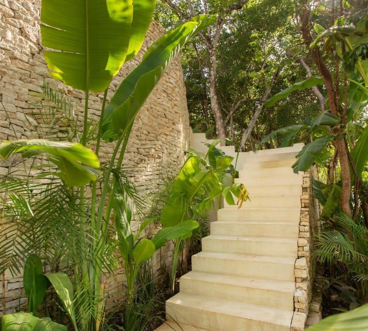 Stunning 4br, Concierge Service, Gated, Paddle Court Villa