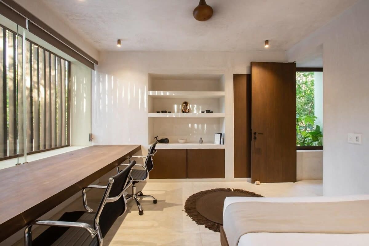 Stunning 4br, Concierge Service, Gated, Paddle Court Villa Tulum