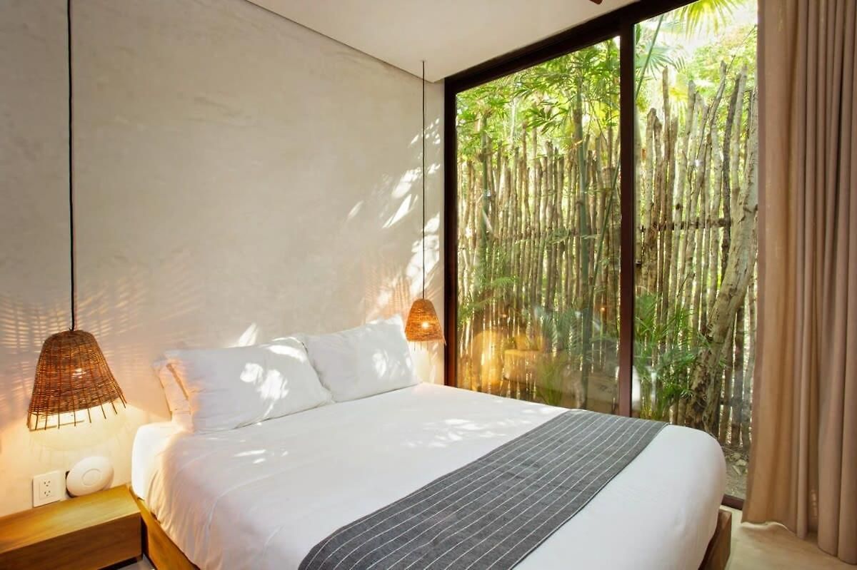 Stunning 4br, Concierge Service, Gated, Paddle Court * Tulum