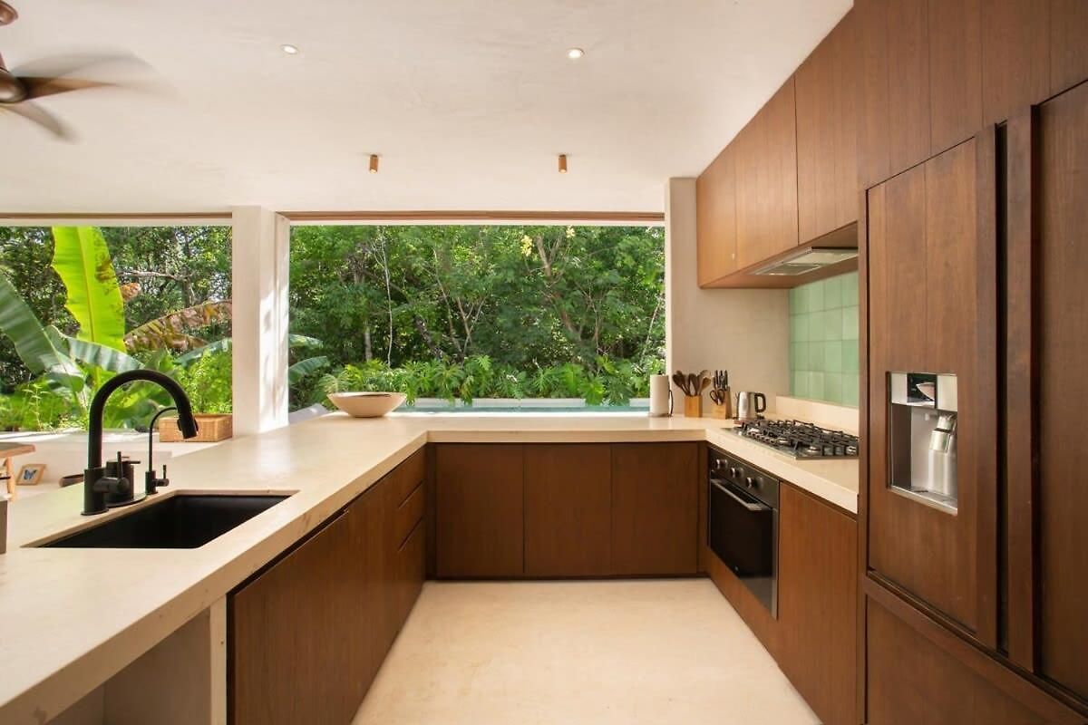 Villa Stunning 4br, Concierge Service, Gated, Paddle Court