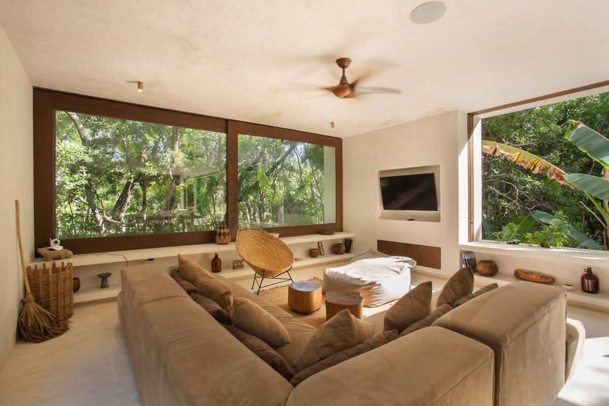 Stunning 4br, Concierge Service, Gated, Paddle Court Tulum