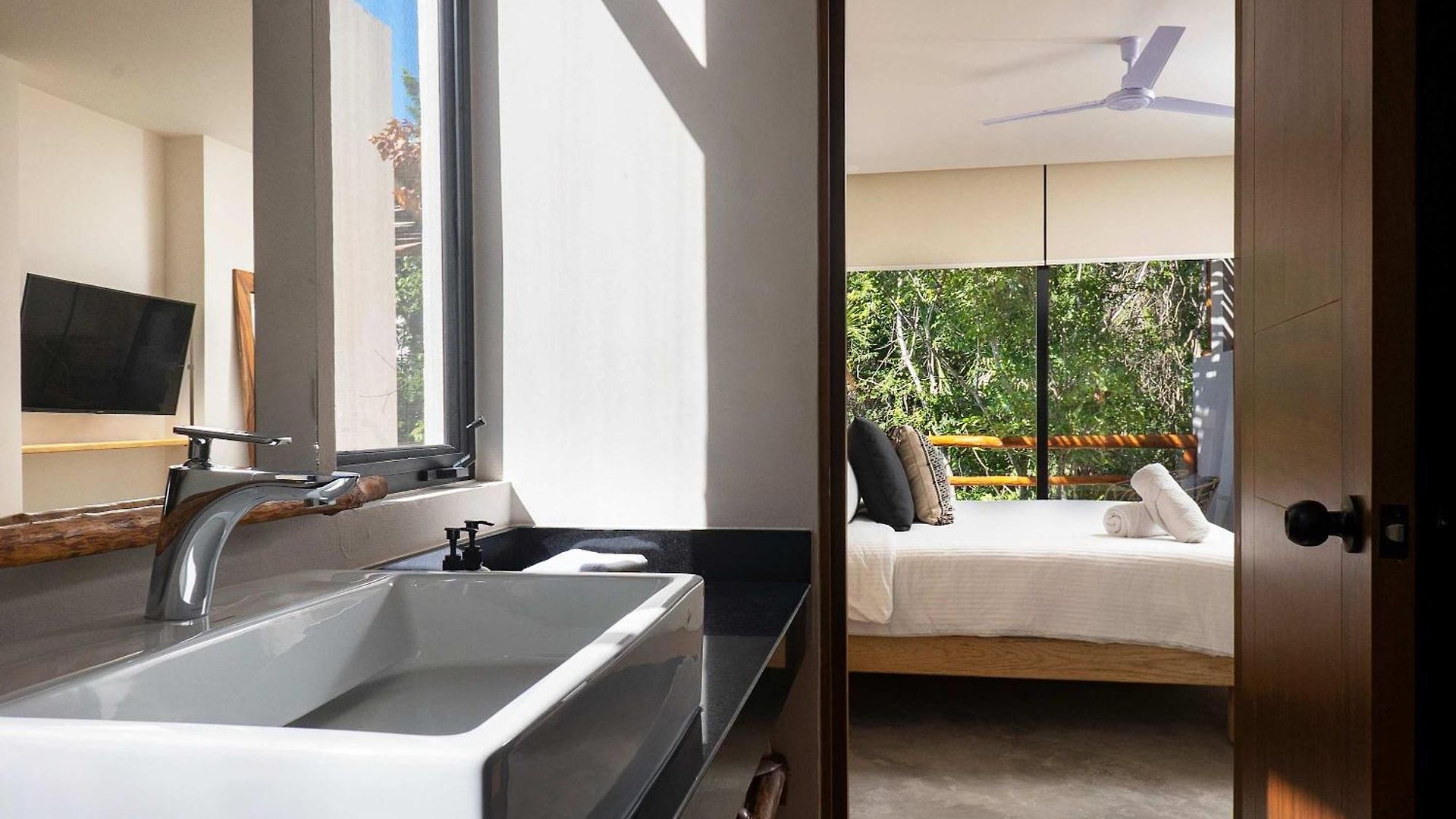 4br Jungle With Jacuzzi In Private Gated Community Tulum