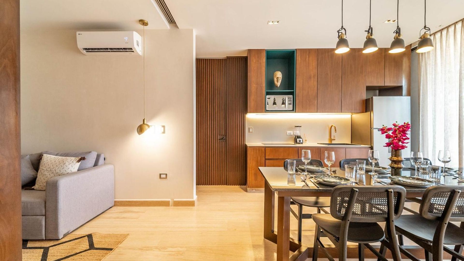 Lux 2br With Rooftop Pool, Spa, Gym, Kids Playroom Holiday home