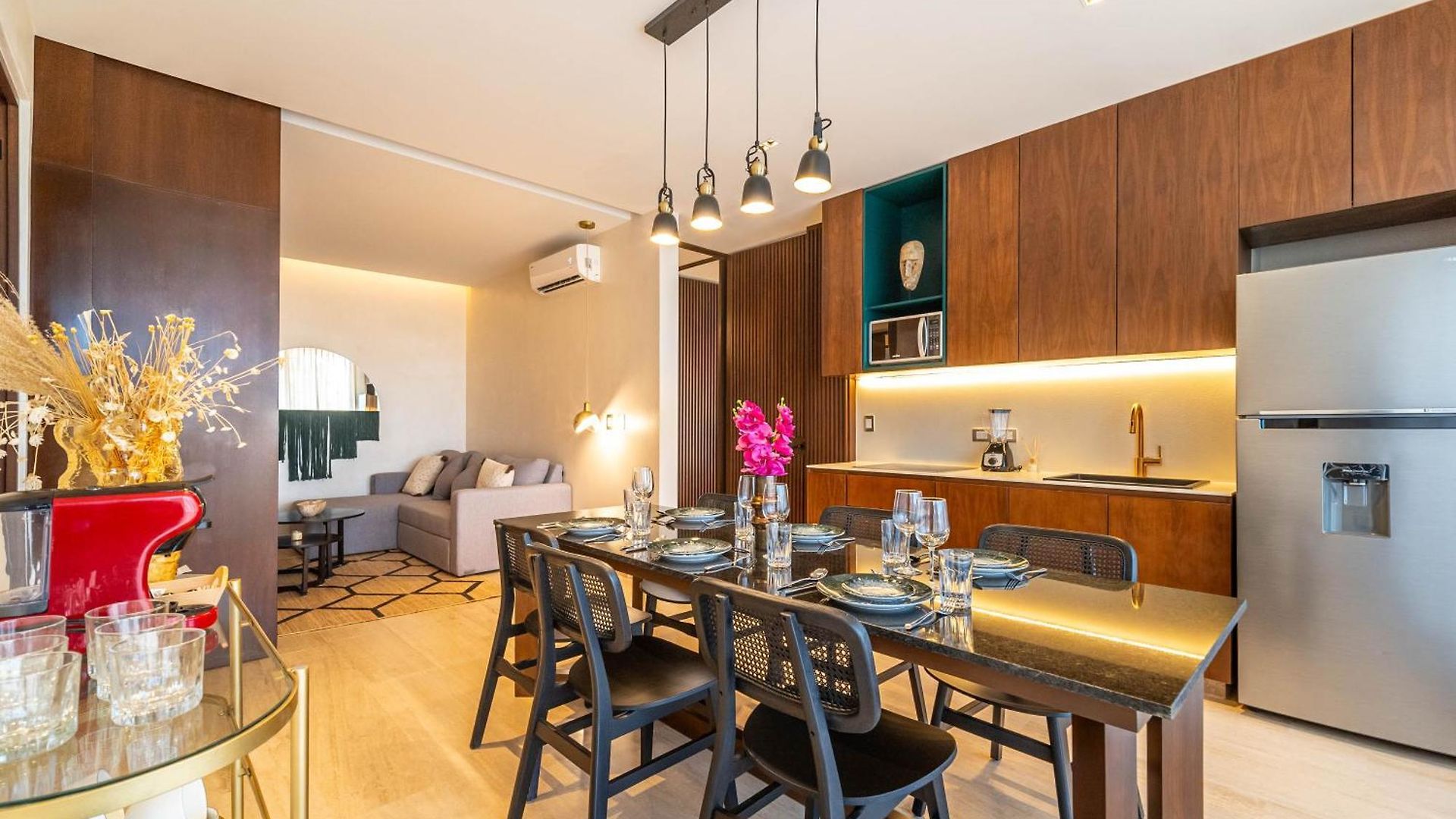 Lux 2br With Rooftop Pool, Spa, Gym, Kids Playroom