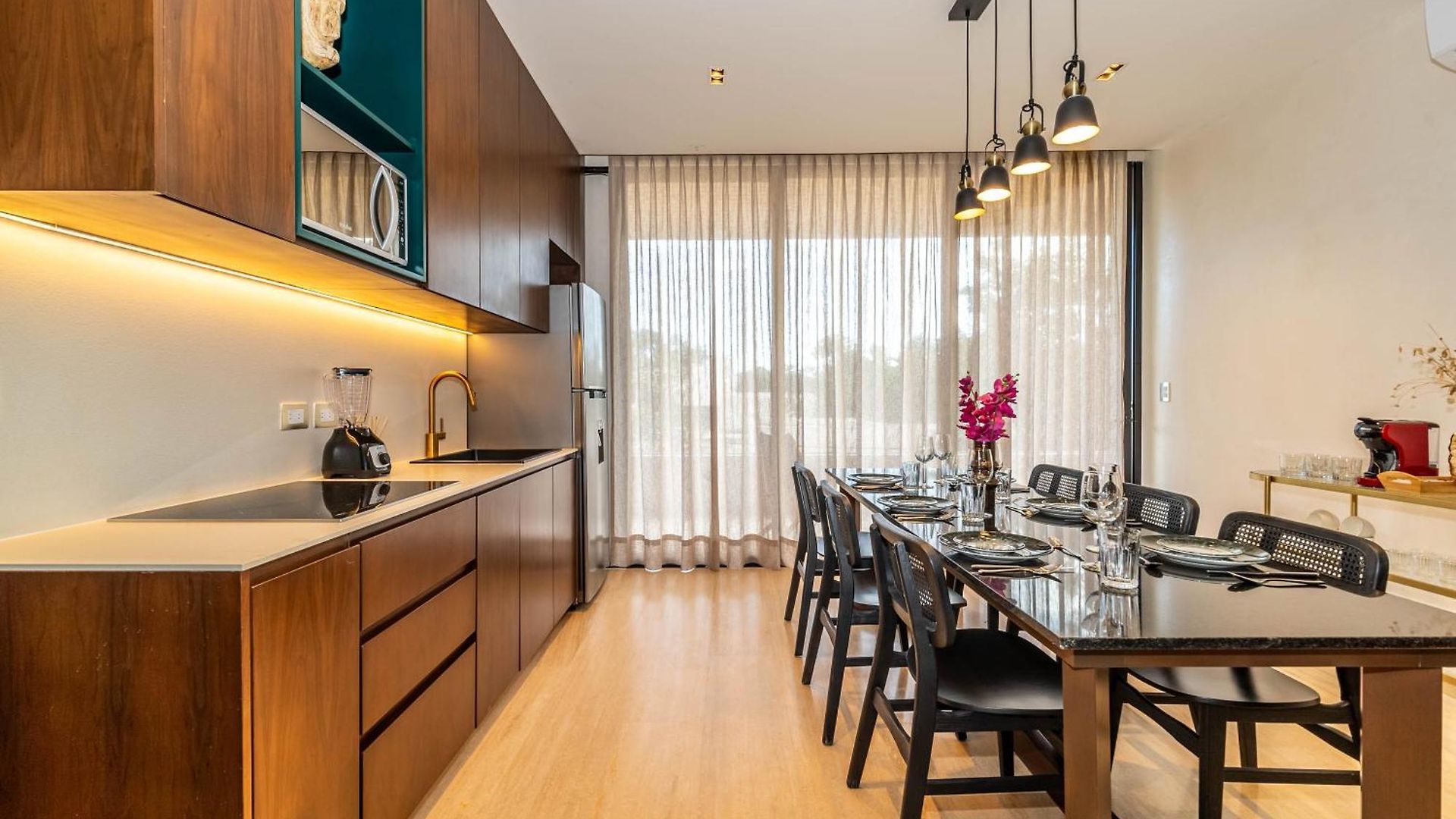 Lux 2br With Rooftop Pool, Spa, Gym, Kids Playroom Holiday home