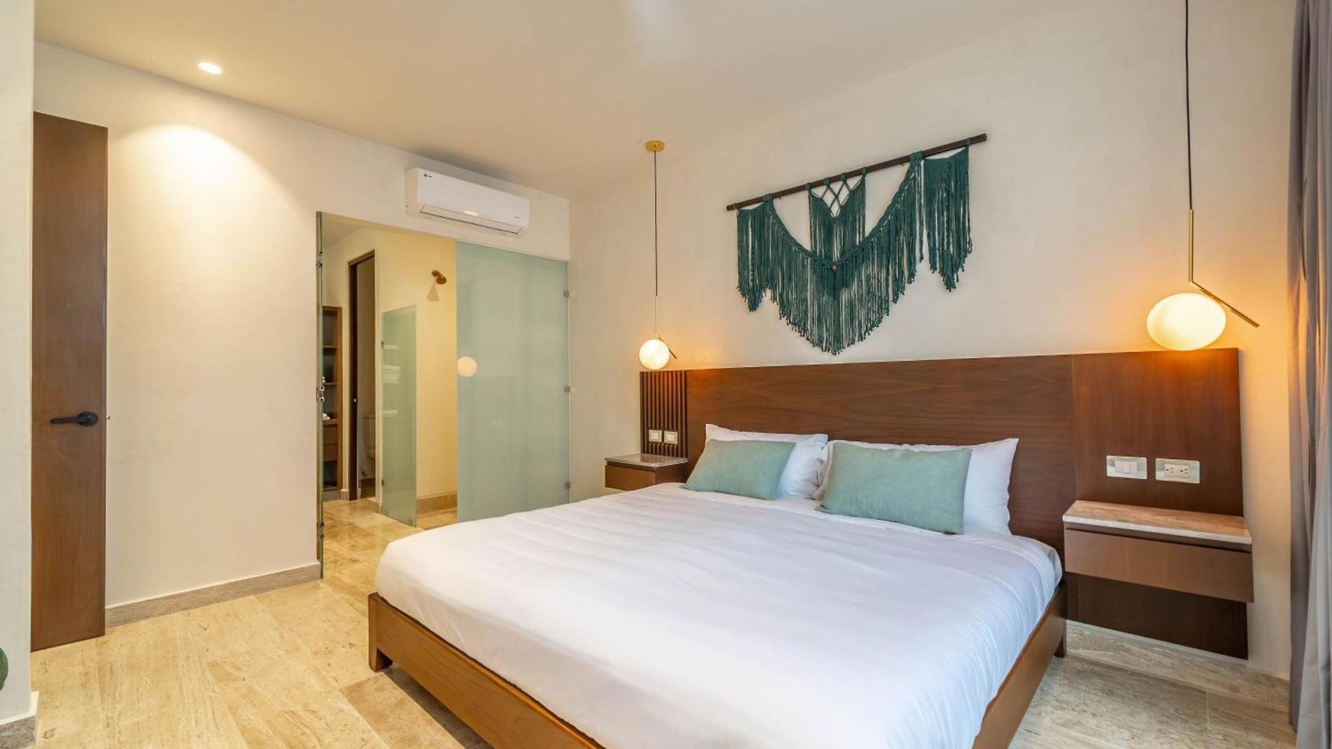 Lux 1br With Rooftop Pool, Spa, Gym, Kids Playroom Holiday home *