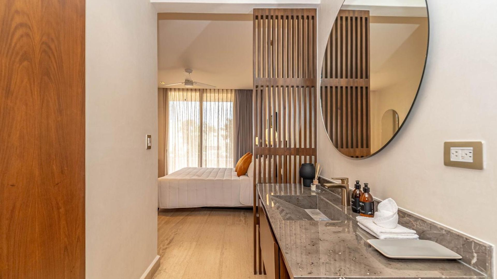 Lux 2br With Rooftop Pool, Spa, Gym, Kids Playroom Holiday home Tulum