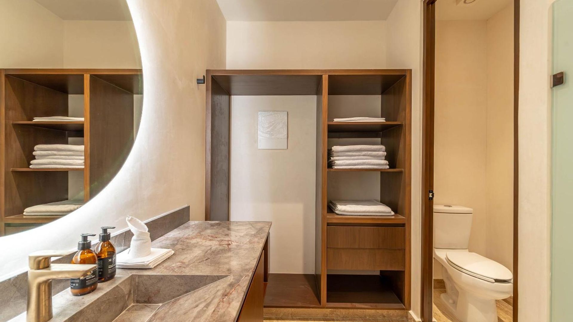 Lux 1br With Rooftop Pool, Spa, Gym, Kids Playroom Holiday home *