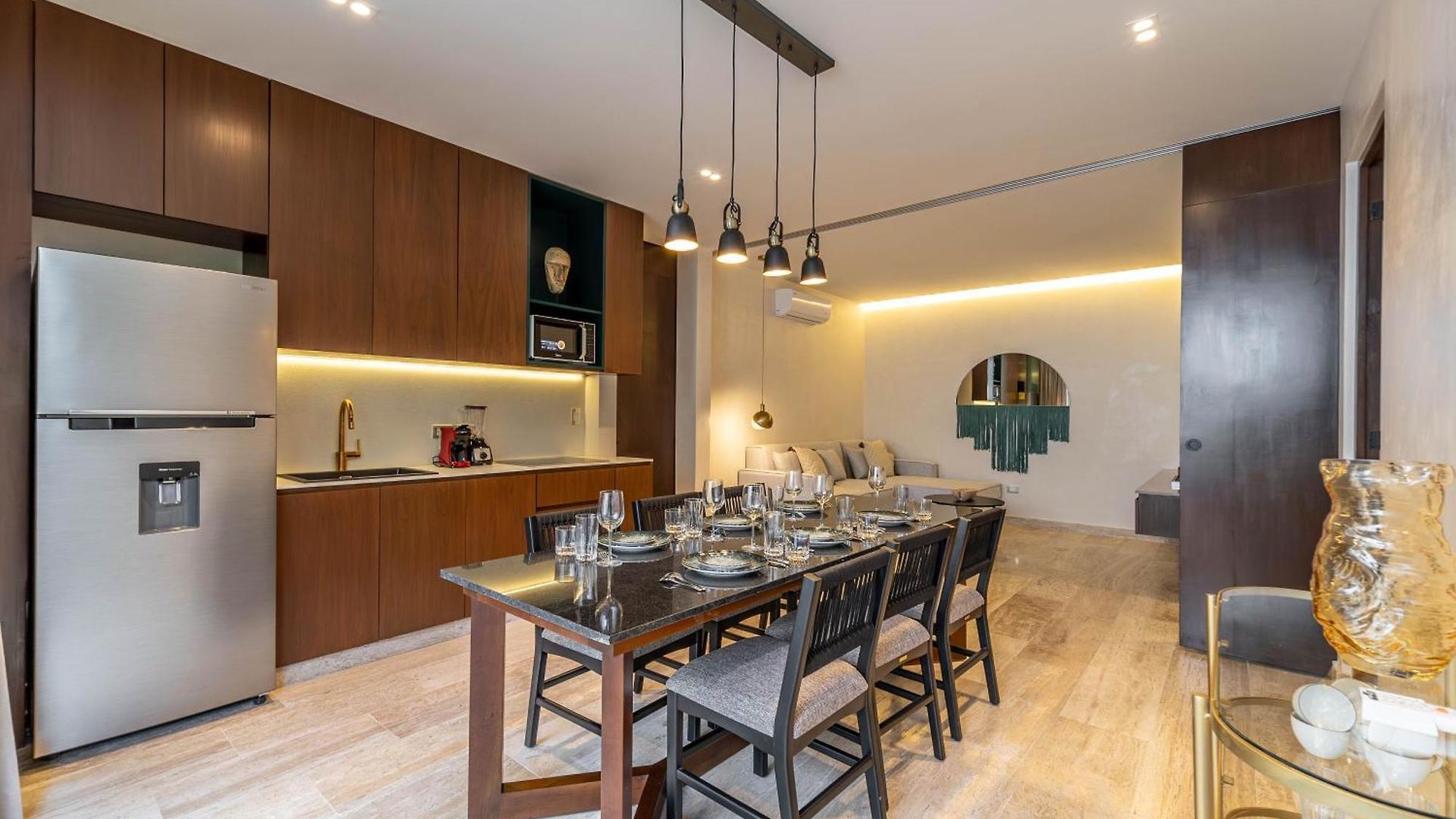 Holiday home Lux 1br With Rooftop Pool, Spa, Gym, Kids Playroom *