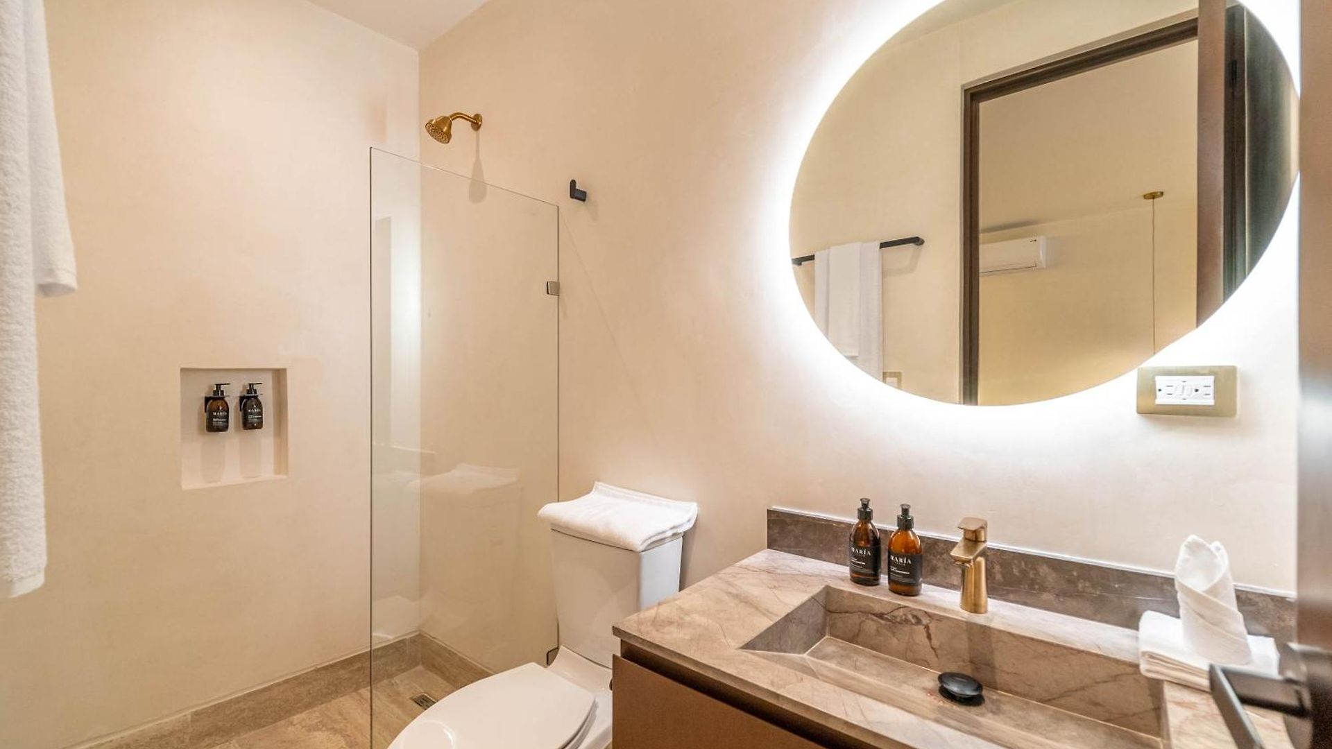 Lux 1br With Rooftop Pool, Spa, Gym, Kids Playroom Holiday home *