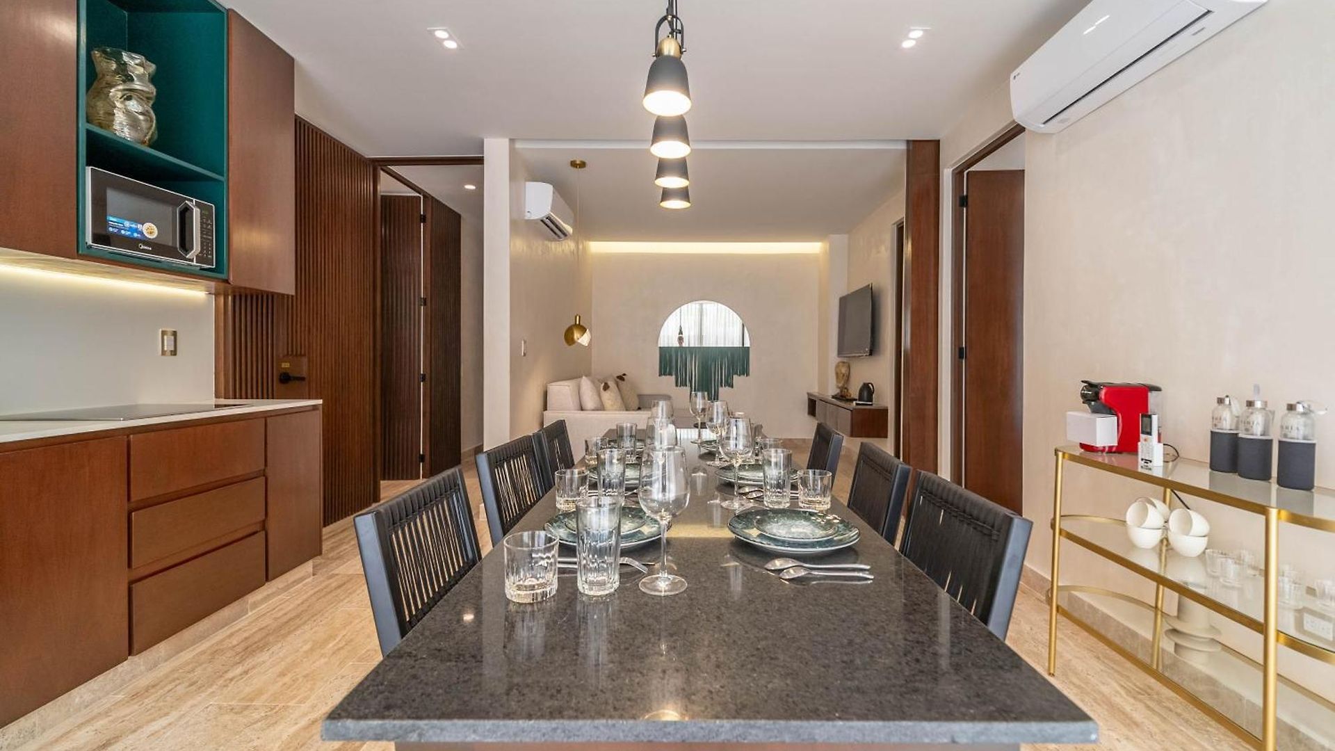 2br Plunge Pool, Rooftop Pool, Gym, Kids Playroom Holiday home
