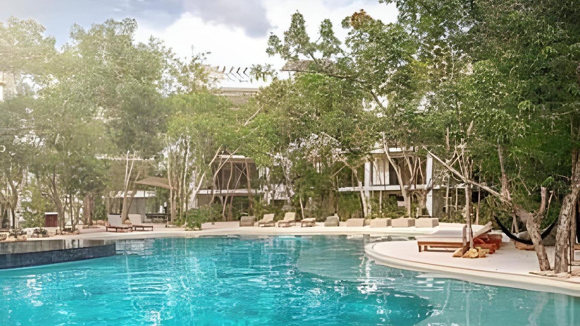 Oasis Yaaxlum Tulum