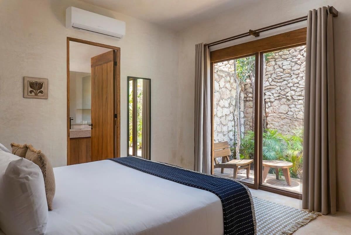 Boho Chic 3br Villa, La Veleta, Rooftop & Private Pool