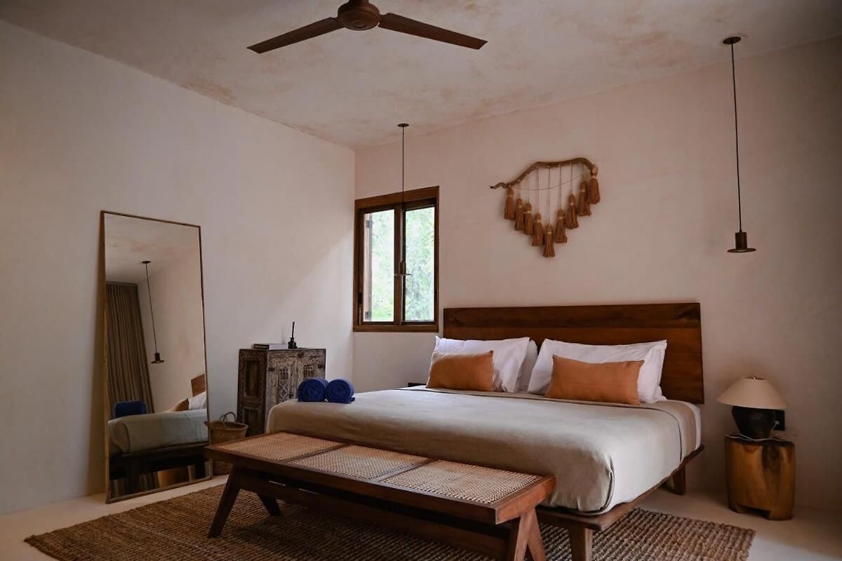 Stylish 3br With Rooftop Plunge Pool, La Veleta Holiday home *