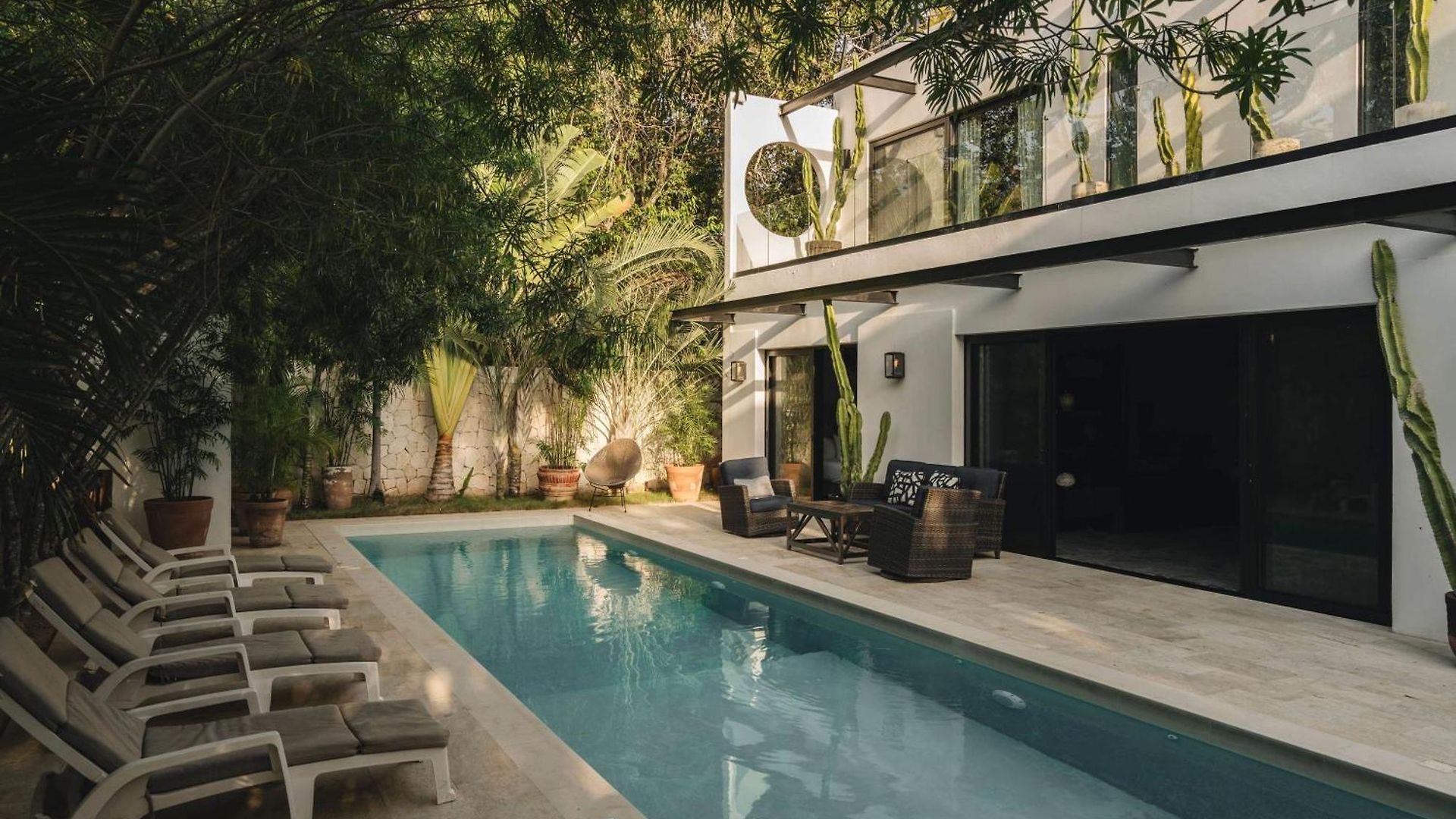 Holiday home Luxe 8br Double Villa, Gated, Patio & Pool Tulum