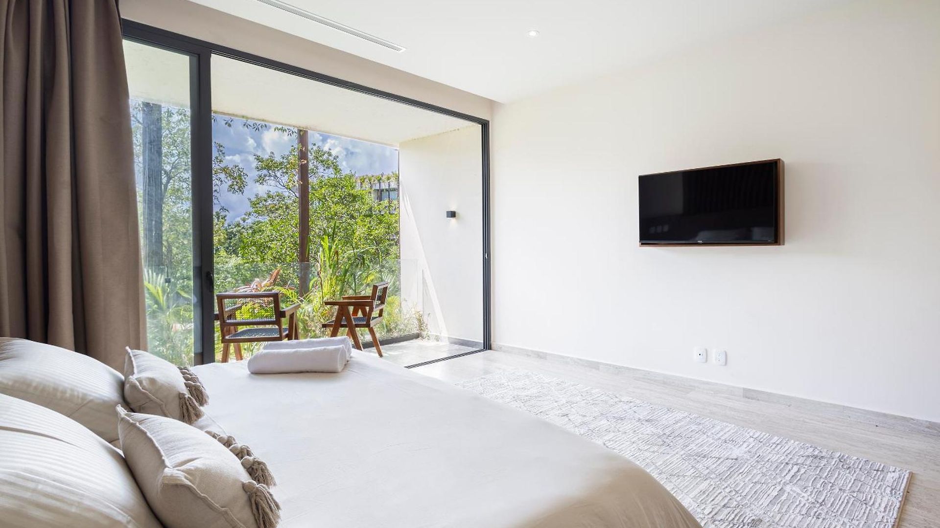 Cozy In The Jungle, Balcony And Pool View Apartment Tulum