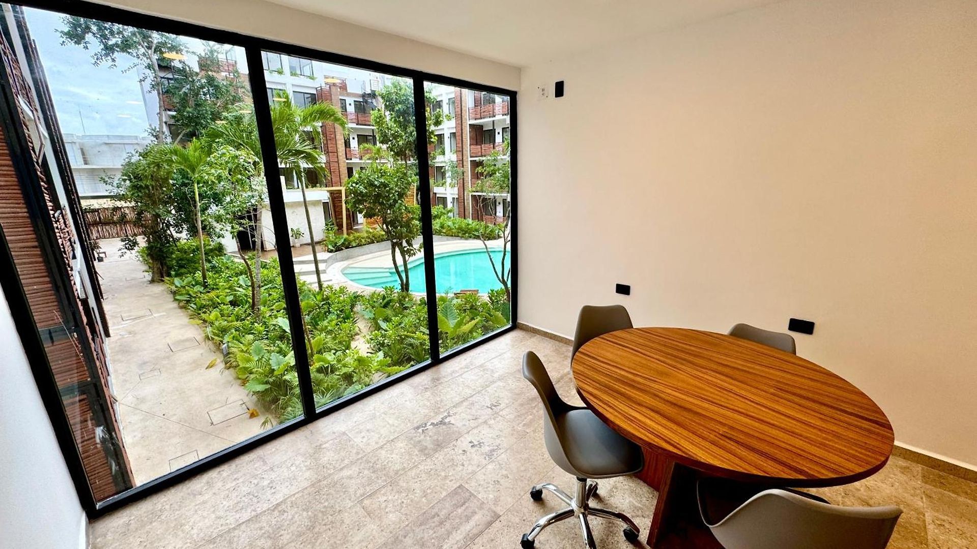 Chic 2br Condo, Private Jacuzzi And 2 Free Bikes * Tulum