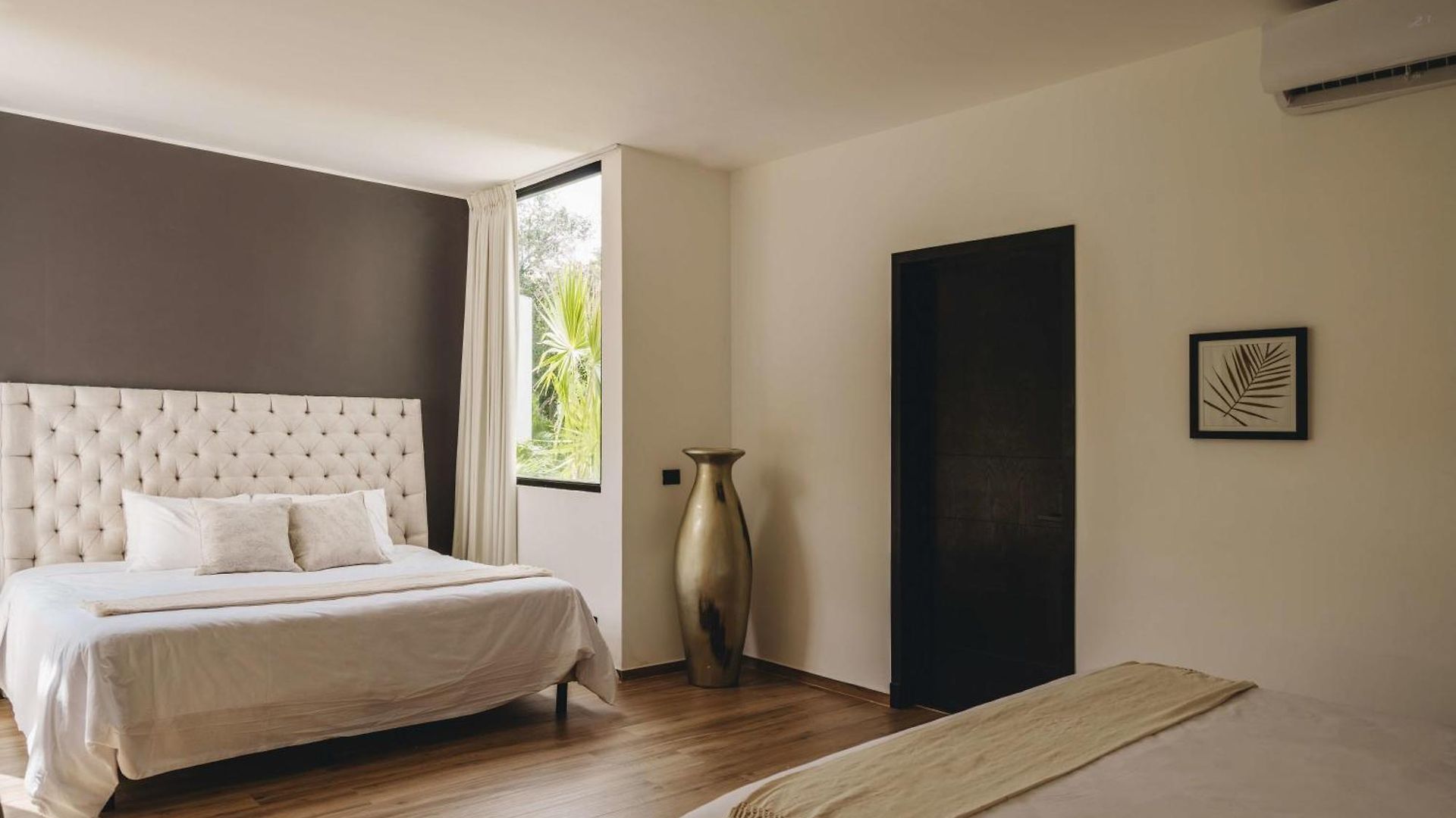 Elegant 4 Bedroom Villa, Gated Access & Personalized Concierge *