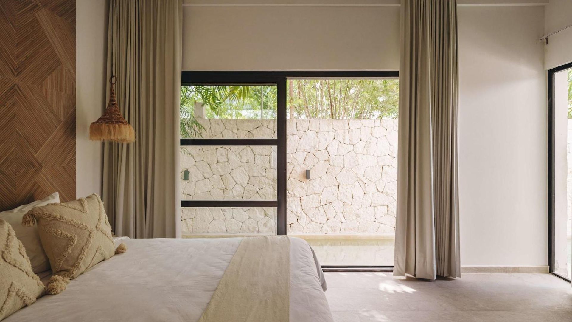 Villa Elegant 4 Bedroom Villa, Gated Access & Personalized Concierge Tulum