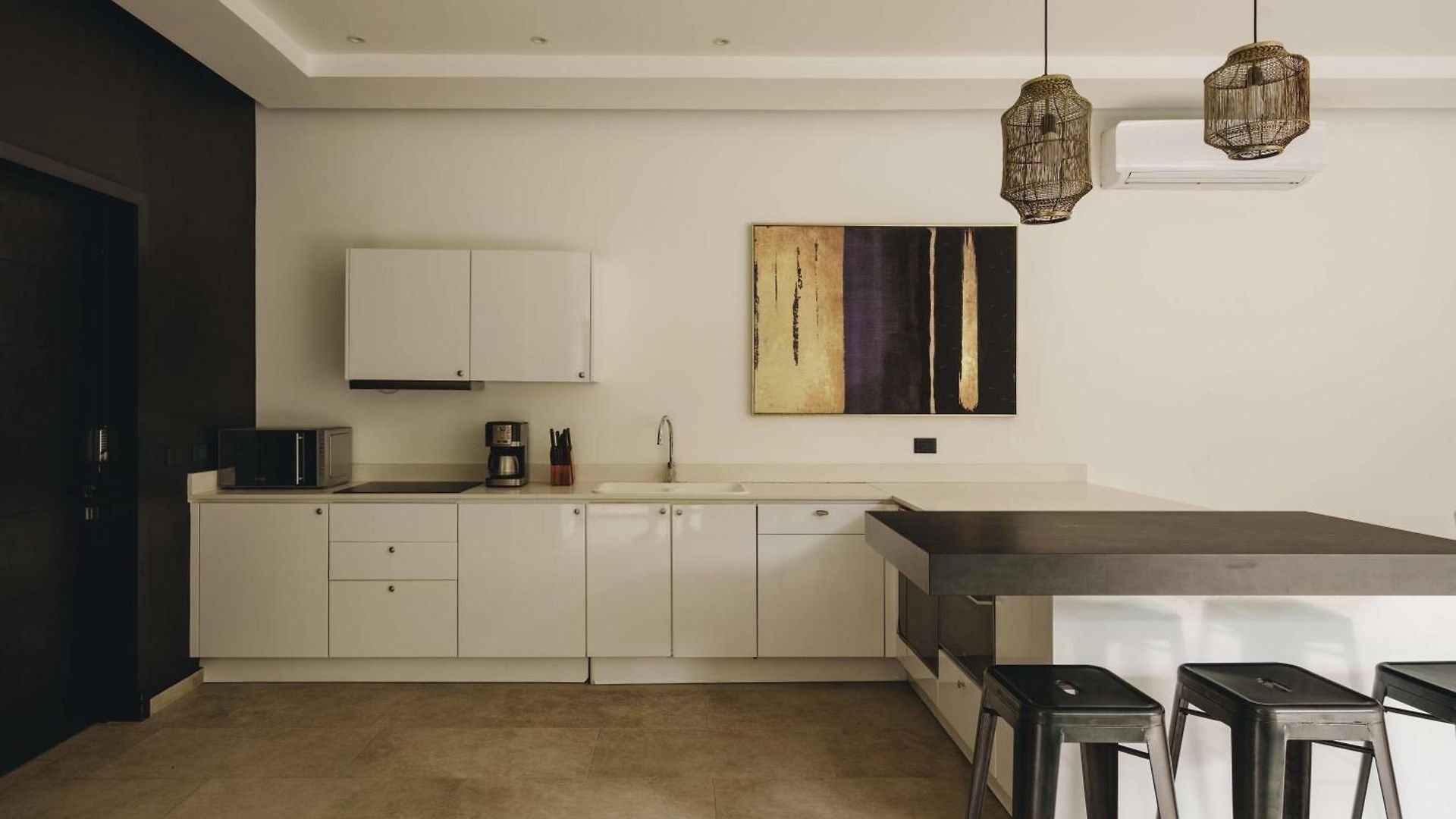 Villa Elegant 4 Bedroom Villa, Gated Access & Personalized Concierge