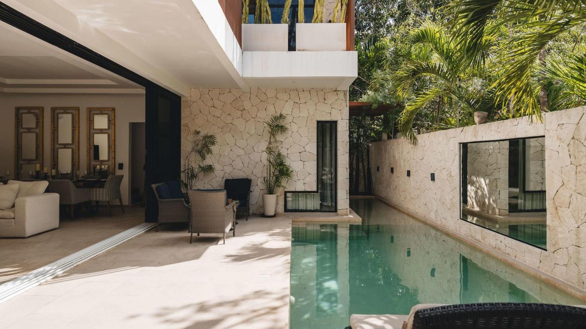 Elegant 4 Bedroom Villa, Gated Access & Personalized Concierge Tulum