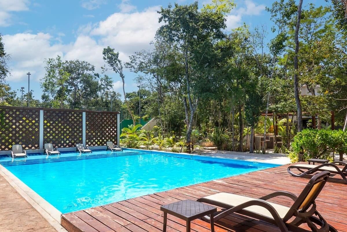 4br Jacuzzi Private Pool Gated Community Villa