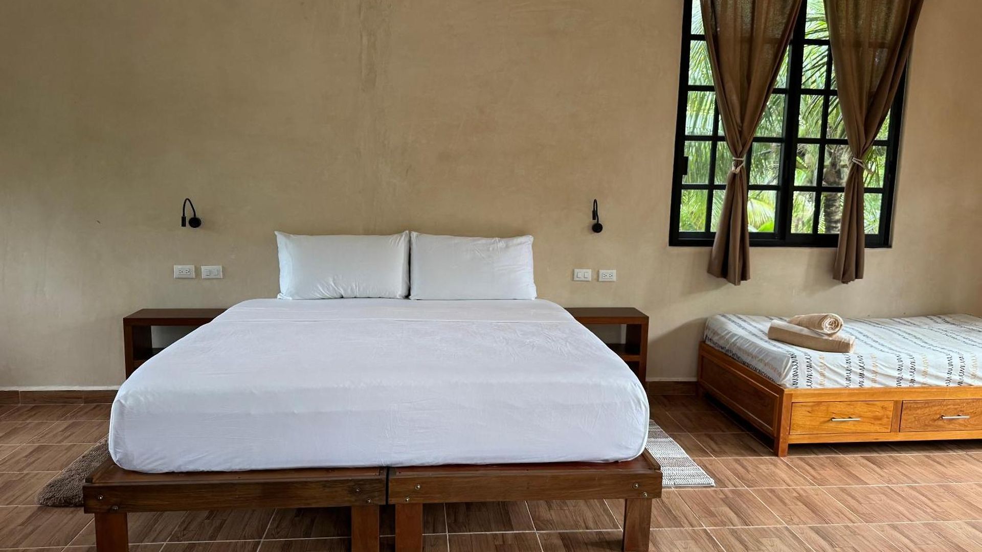 Casa Jardin Del
