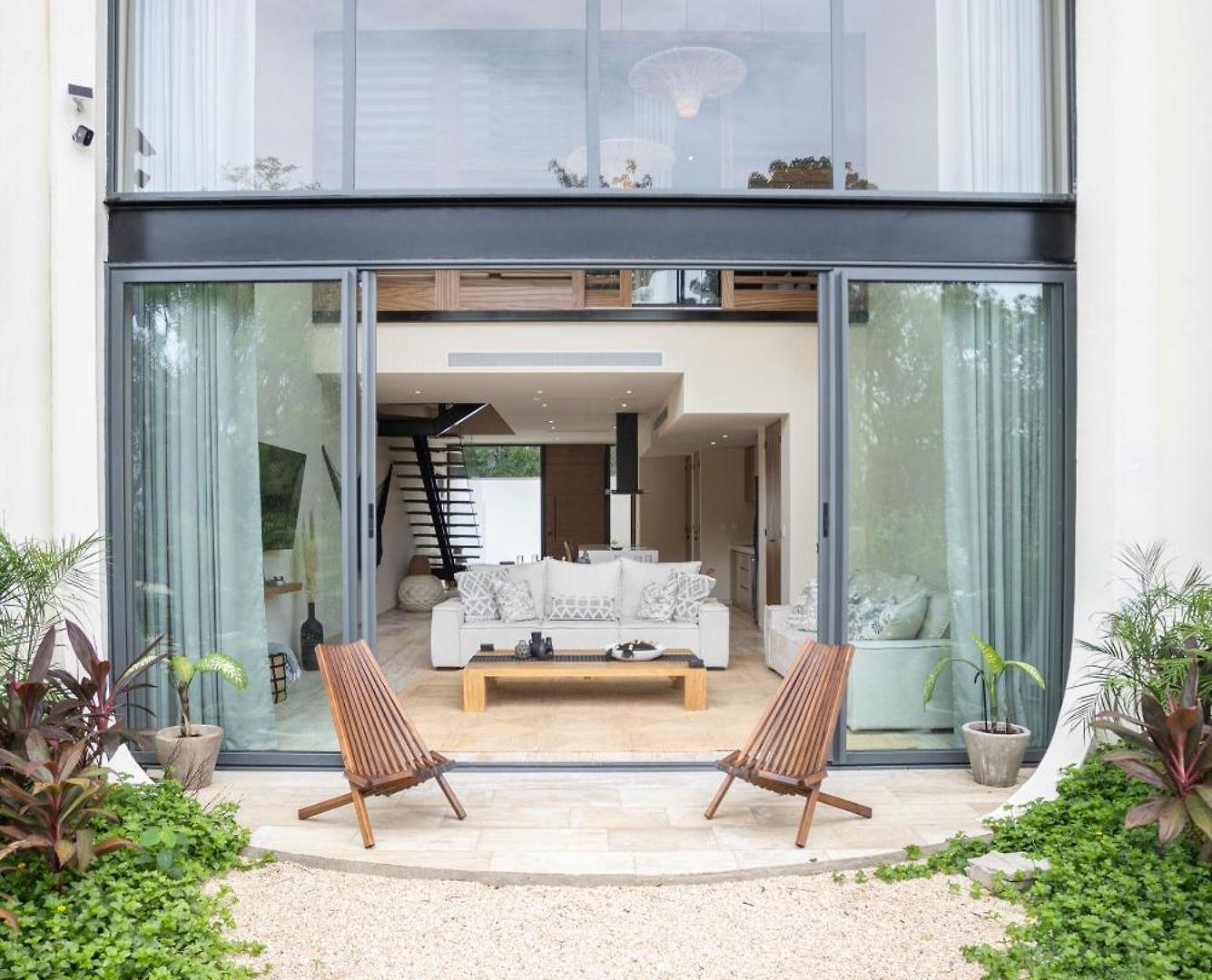 Villa Mistiq *
