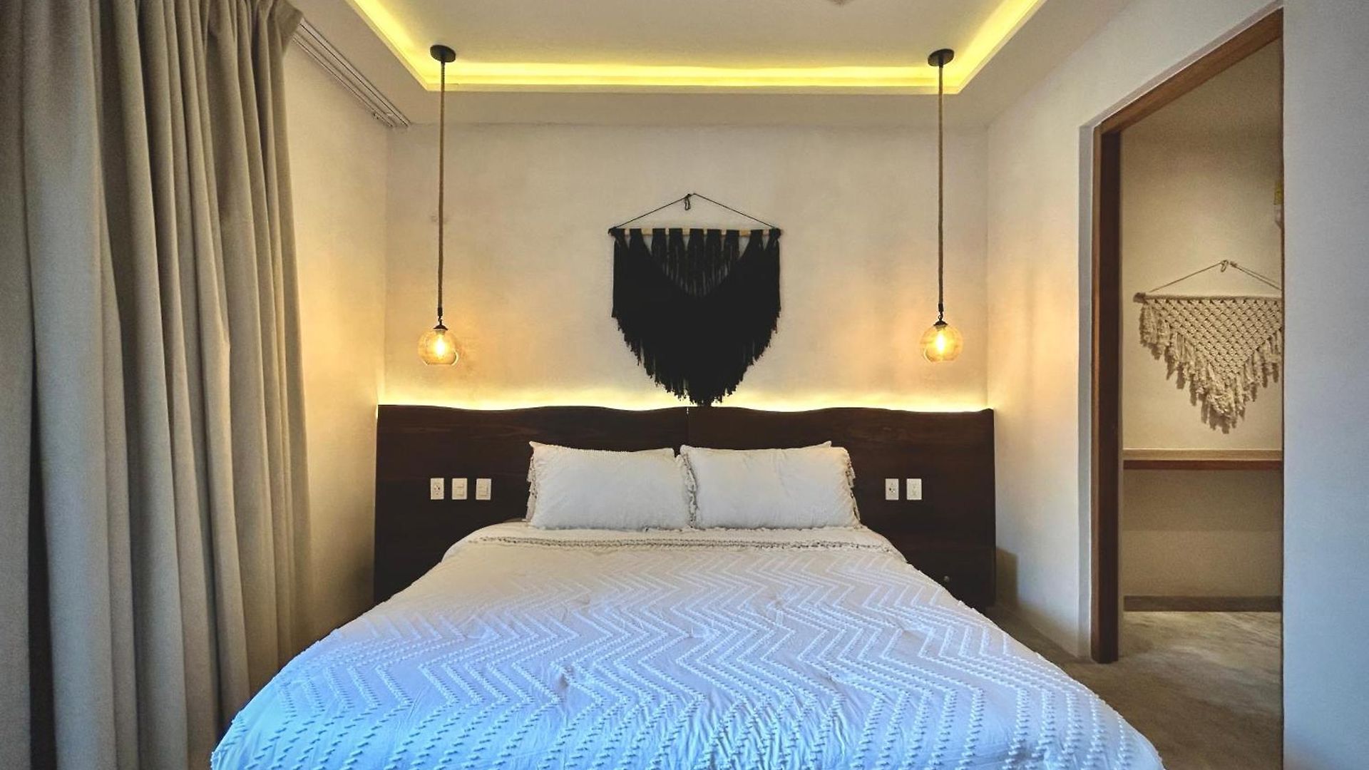 Villa Stunning In The Heart Of La Veleta